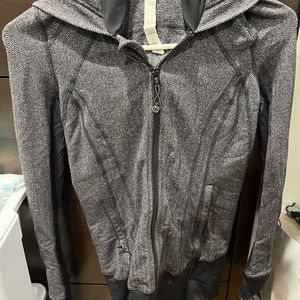 Lululemon zip up stretch hoodie size 2